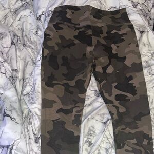 Girls target wild fable camo leggings